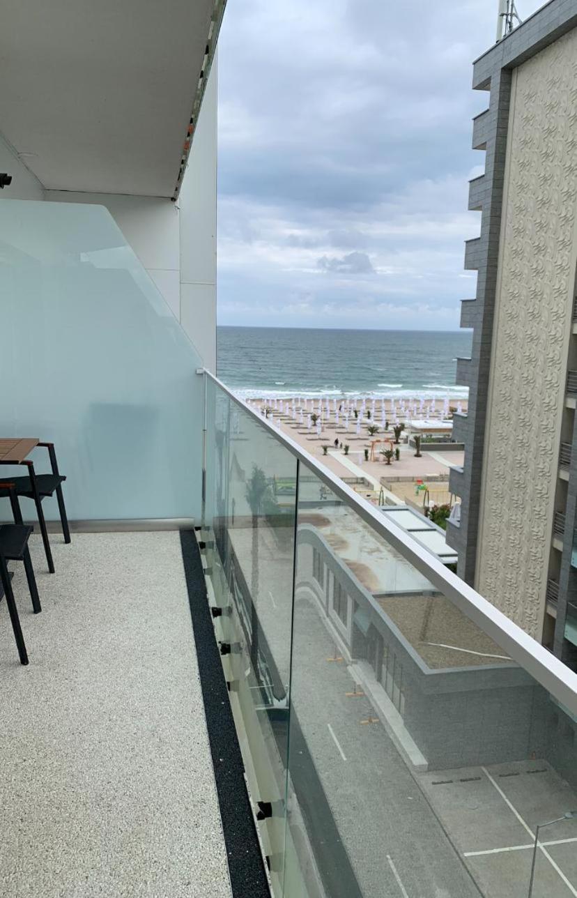 White Tower Mamaia Prestige Apartments Екстериор снимка